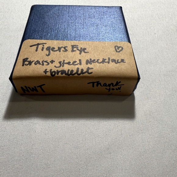 Wire Wrapped Tiger's Eye Pendant Necklace - Picture 7 of 7